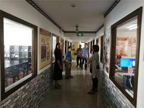 金山區(qū)開展民辦教育培訓(xùn)機(jī)構(gòu)“雙隨機(jī)、一公開”聯(lián)合檢查，規(guī)范市場促發(fā)展